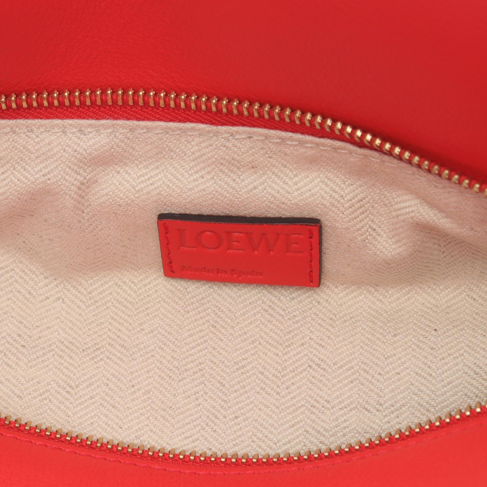 Loewe Puzzle Medium Leather Handbag Red