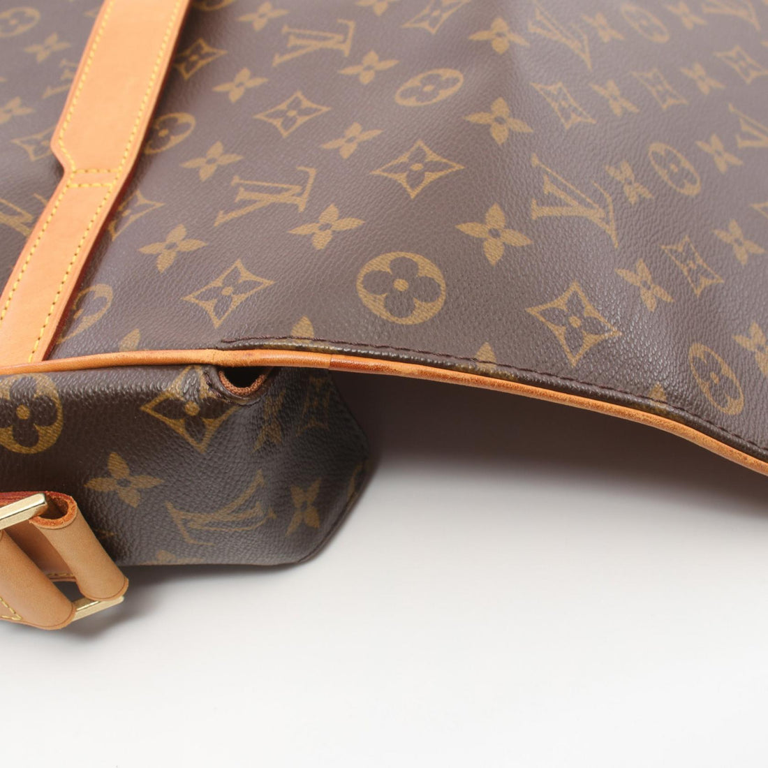 Louis Vuitton Abbesses Monogram Shoulder Bag M45257