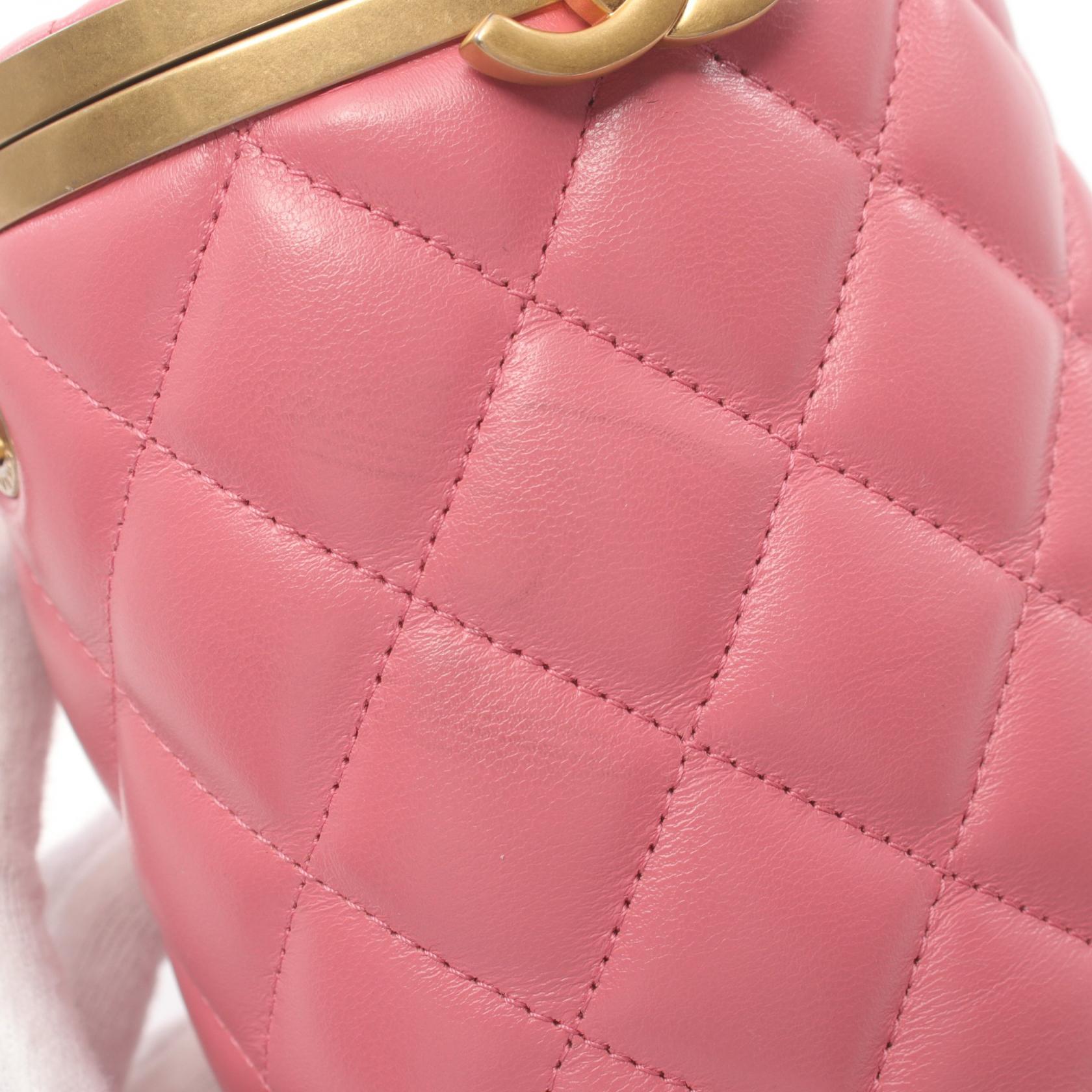 Chanel Lambskin Matelasse Shoulder Bag Pink