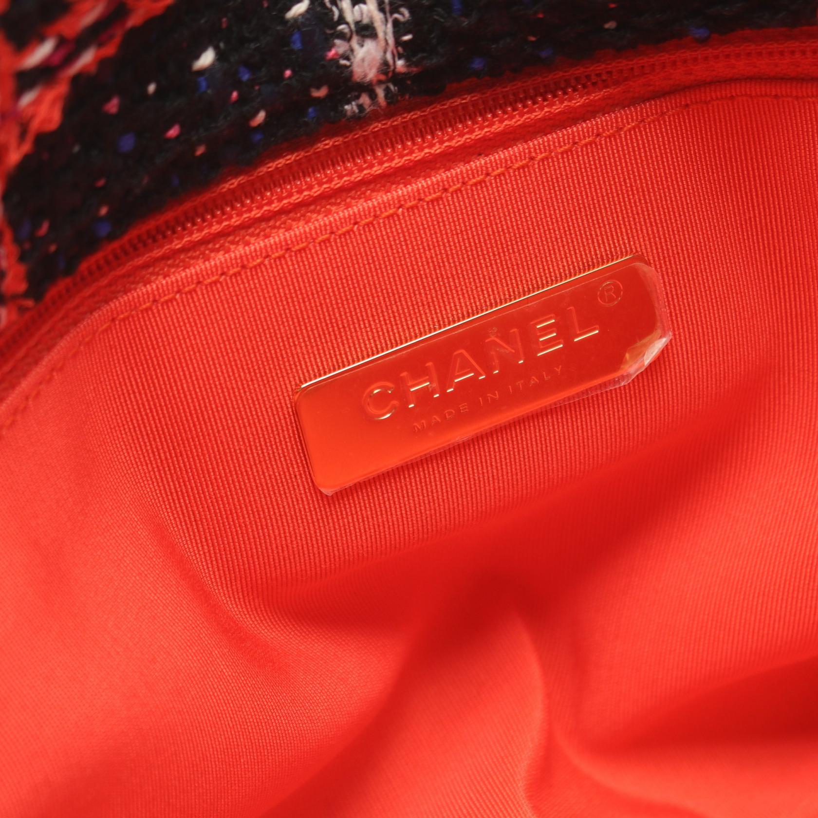 Chanel 19 Matelasse Shoulder Bag Fabric