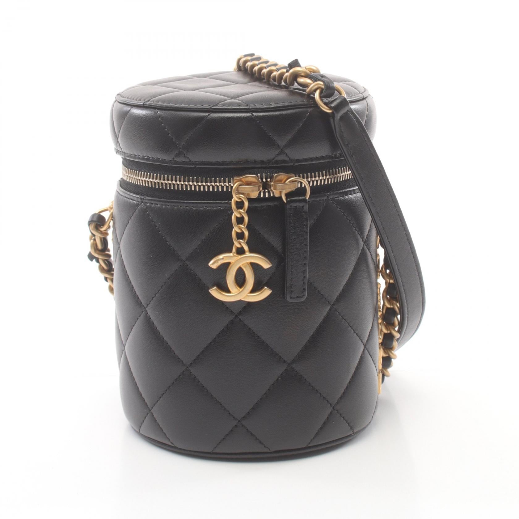 Chanel Lambskin Matelasse Shoulder Bag AS2735