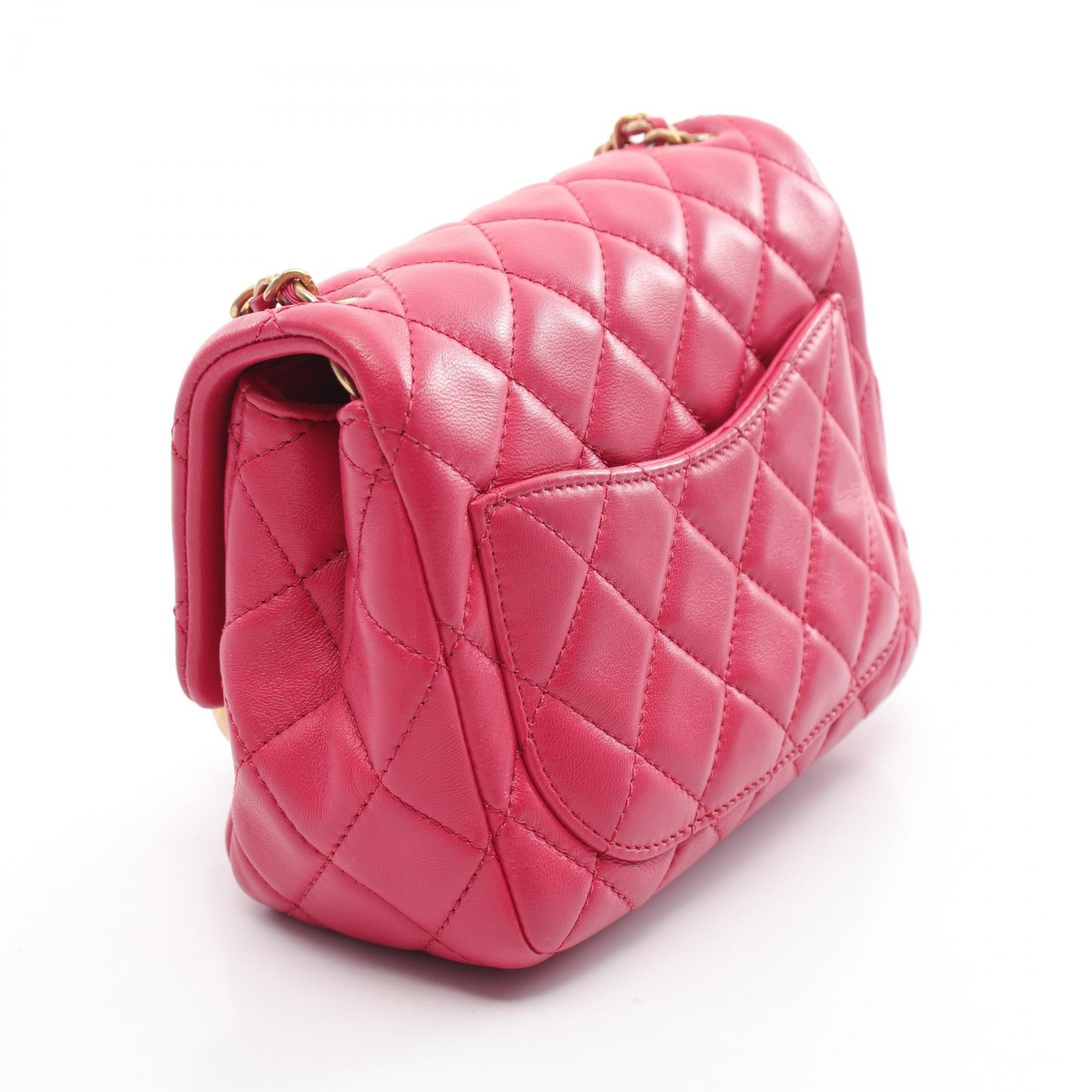 Chanel Matelasse Lambskin Shoulder Bag Pink