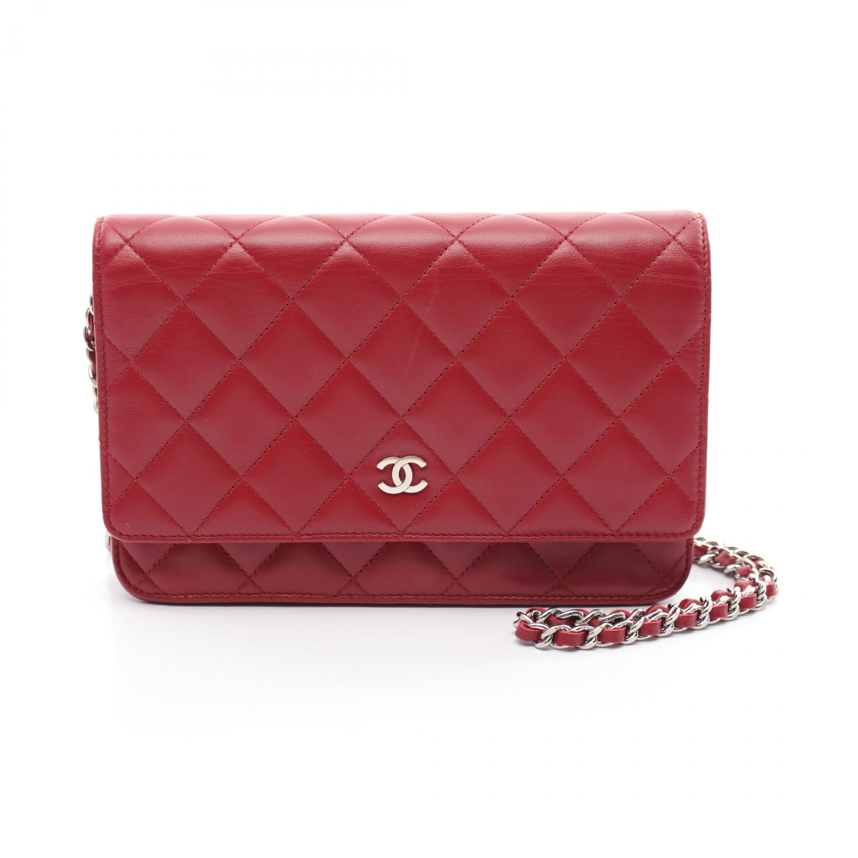 Chanel Matelasse Lambskin Shoulder Bag Red