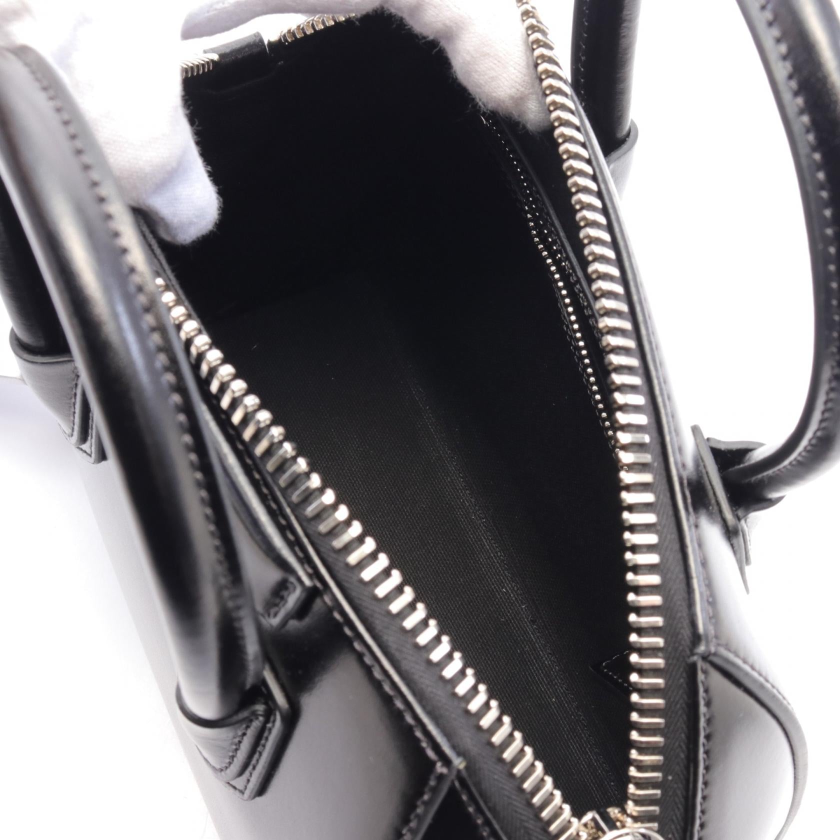 Givenchy Antigona Leather Handbag Black