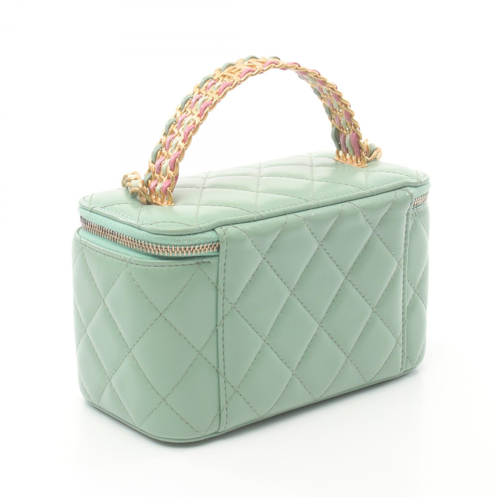 Chanel Lambskin Matelasse Shoulder Bag Green