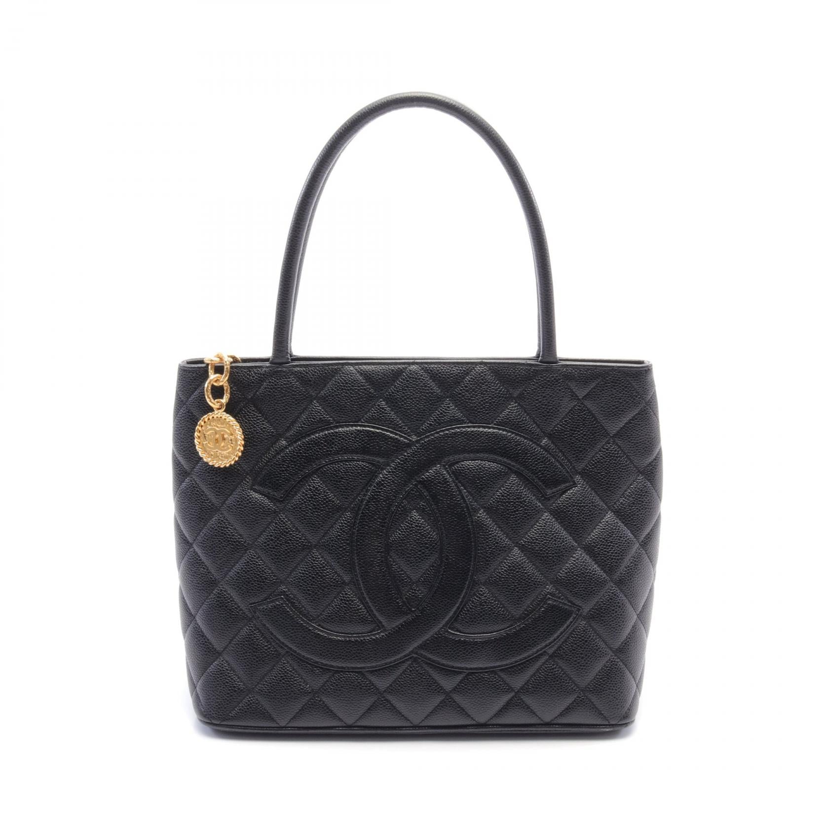 Chanel Leather Grain Calfskin Tote Bag A01804