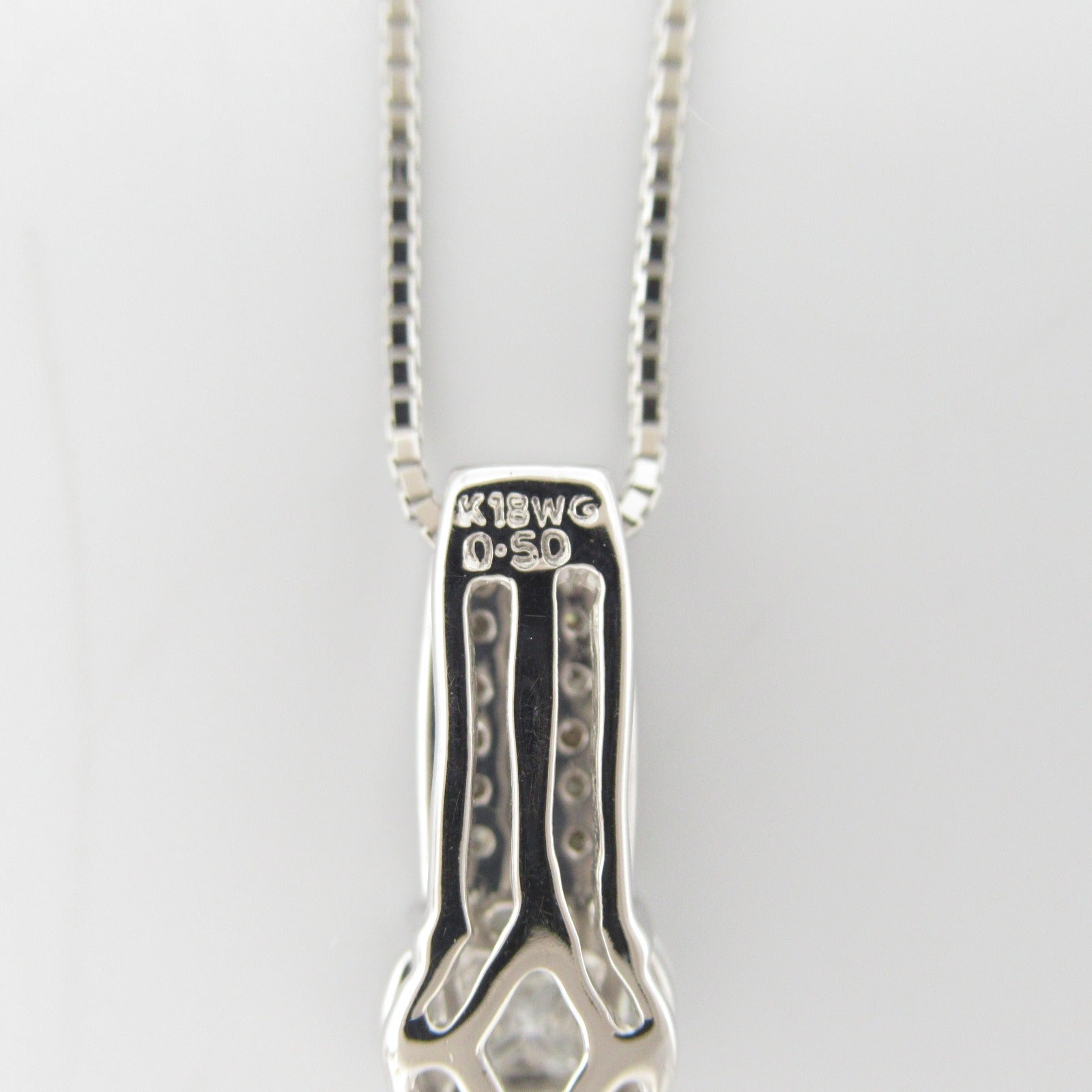 K18WG White Gold Diamond Necklace