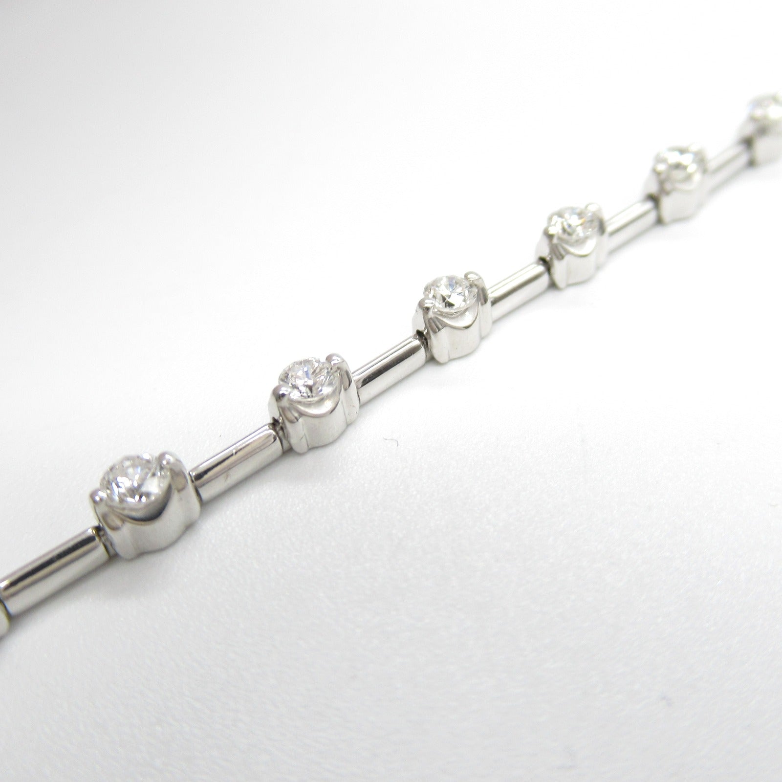 K18WG White Gold Diamond Bracelet