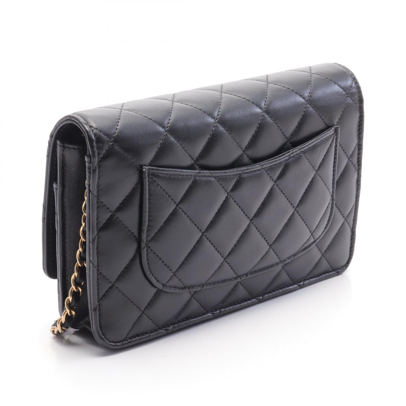 Chanel Lambskin Matelasse Shoulder Bag AP3076