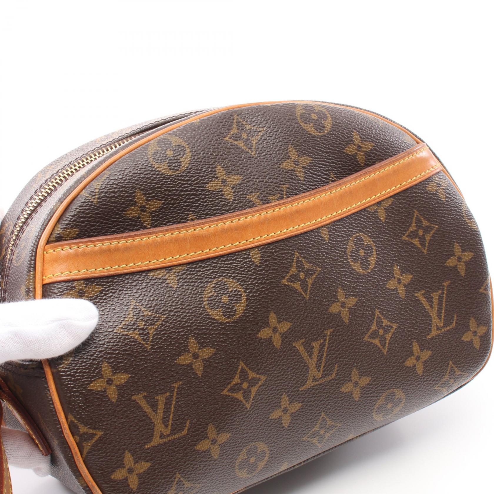 Louis Vuitton Monogram Shoulder Bag M51221