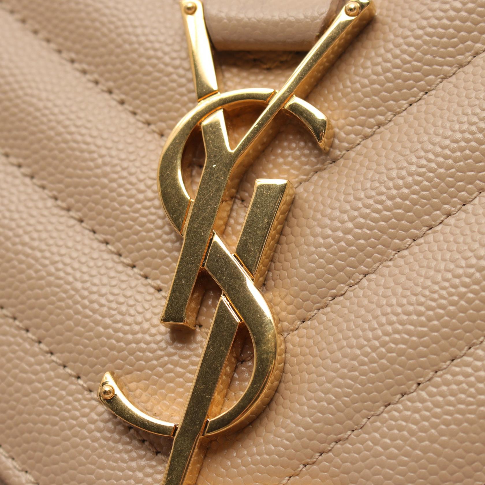 Yves Saint Laurent Leather Envelope Shoulder Bag