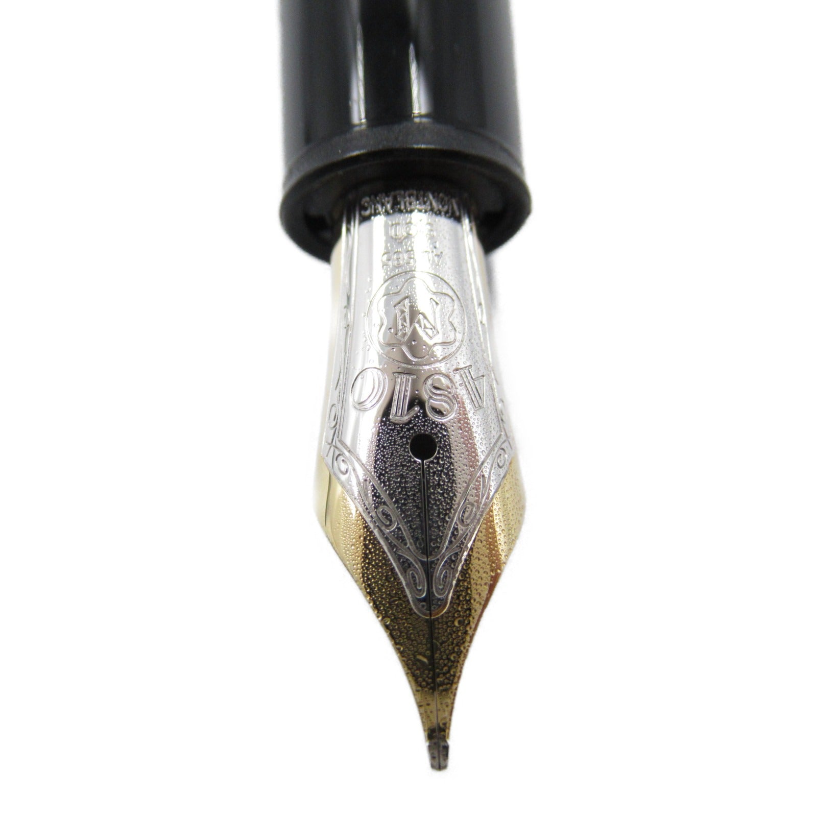 Montblanc Meisterstück 146 Gold LeGrand Fountain Pen Black