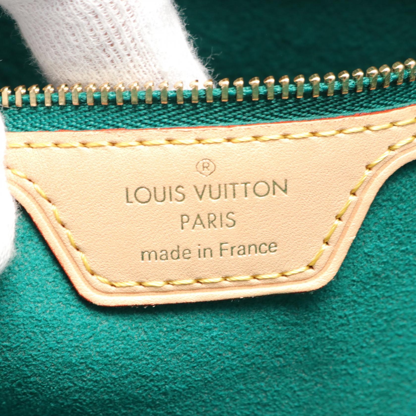 Louis Vuitton Neverfull MM Tote Bag Monogram