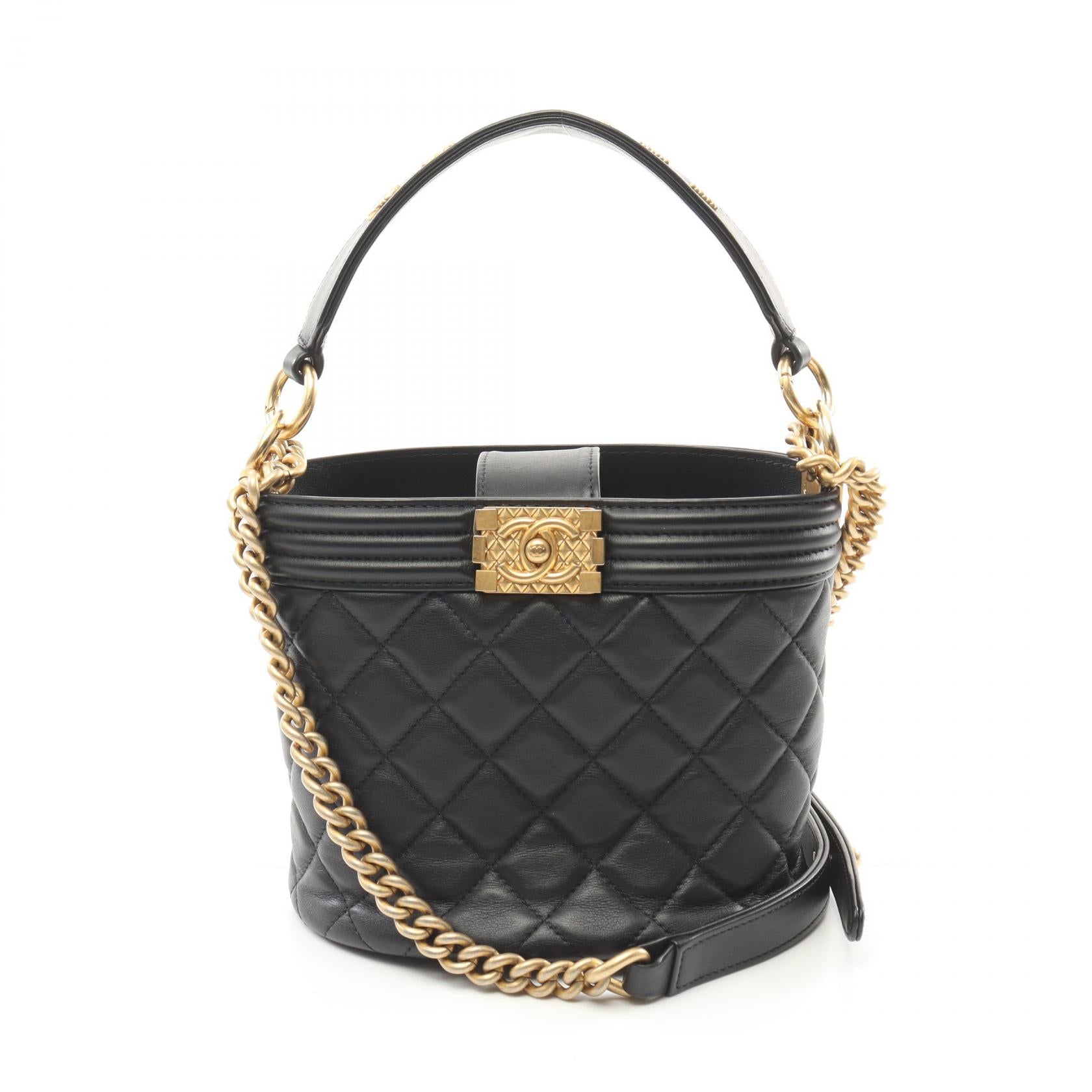 Chanel Boy Leather Shoulder Bag Black