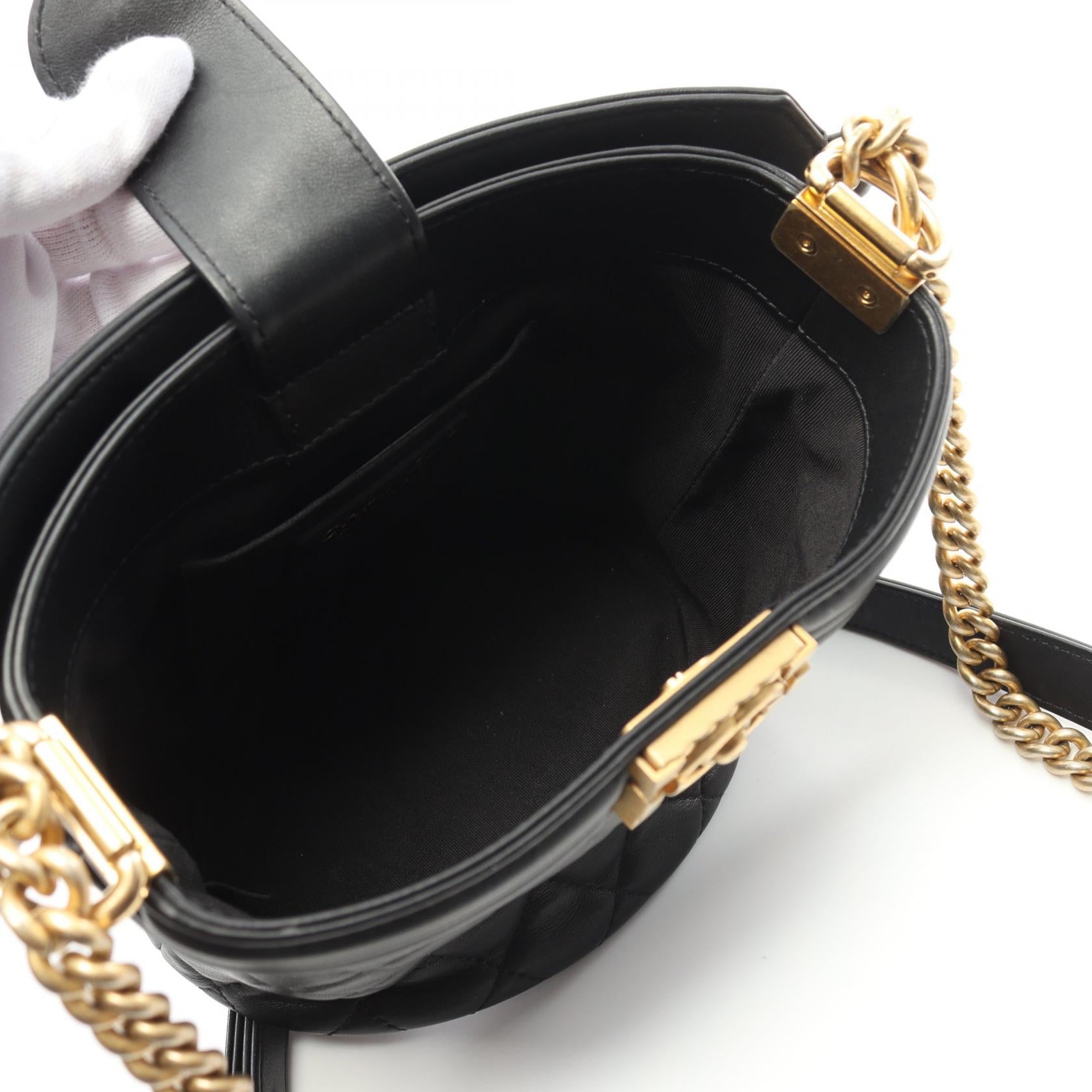 Chanel Boy Leather Shoulder Bag Black