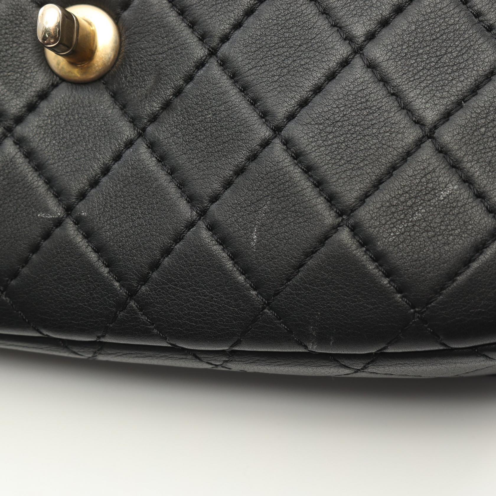 Chanel Matelasse Leather Shoulder Bag AS1096