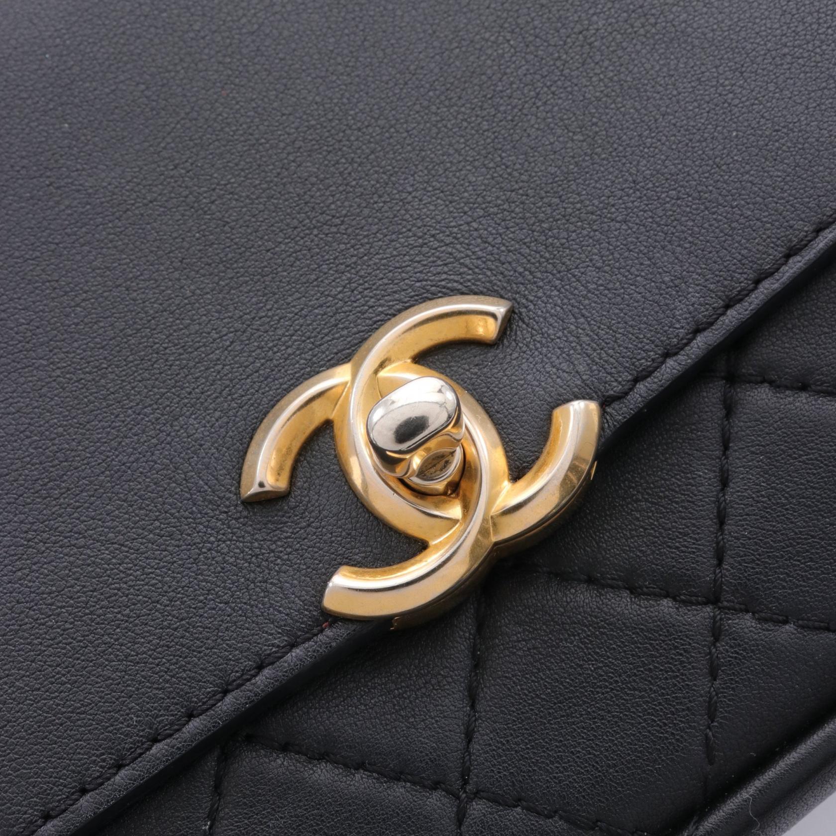 Chanel Leather Matelasse Shoulder Bag AS1096