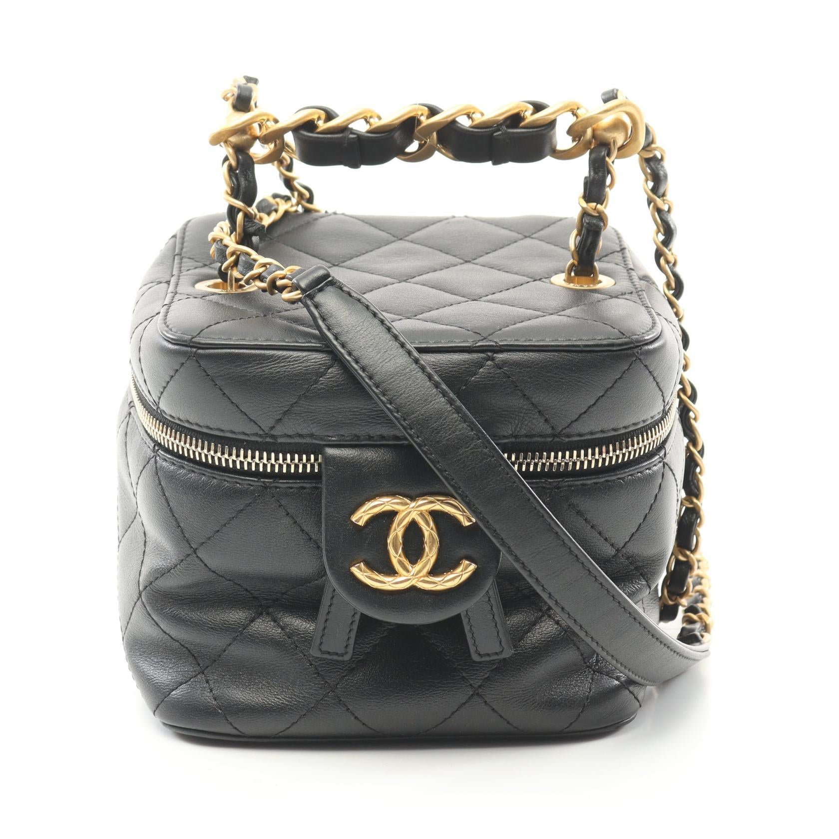 Chanel Lambskin Matelasse Shoulder Bag Black