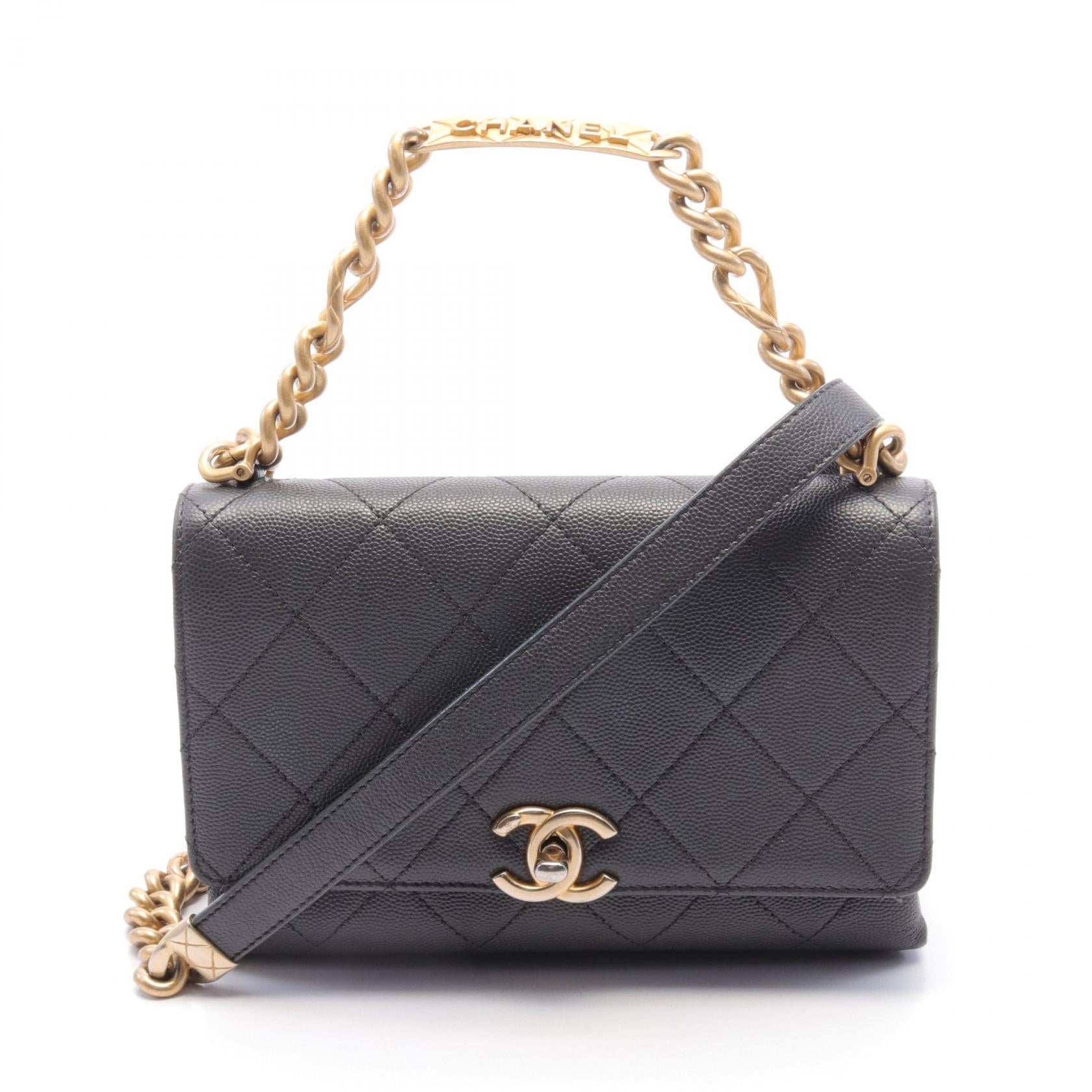 Chanel Matelasse Leather Shoulder Bag AS2711