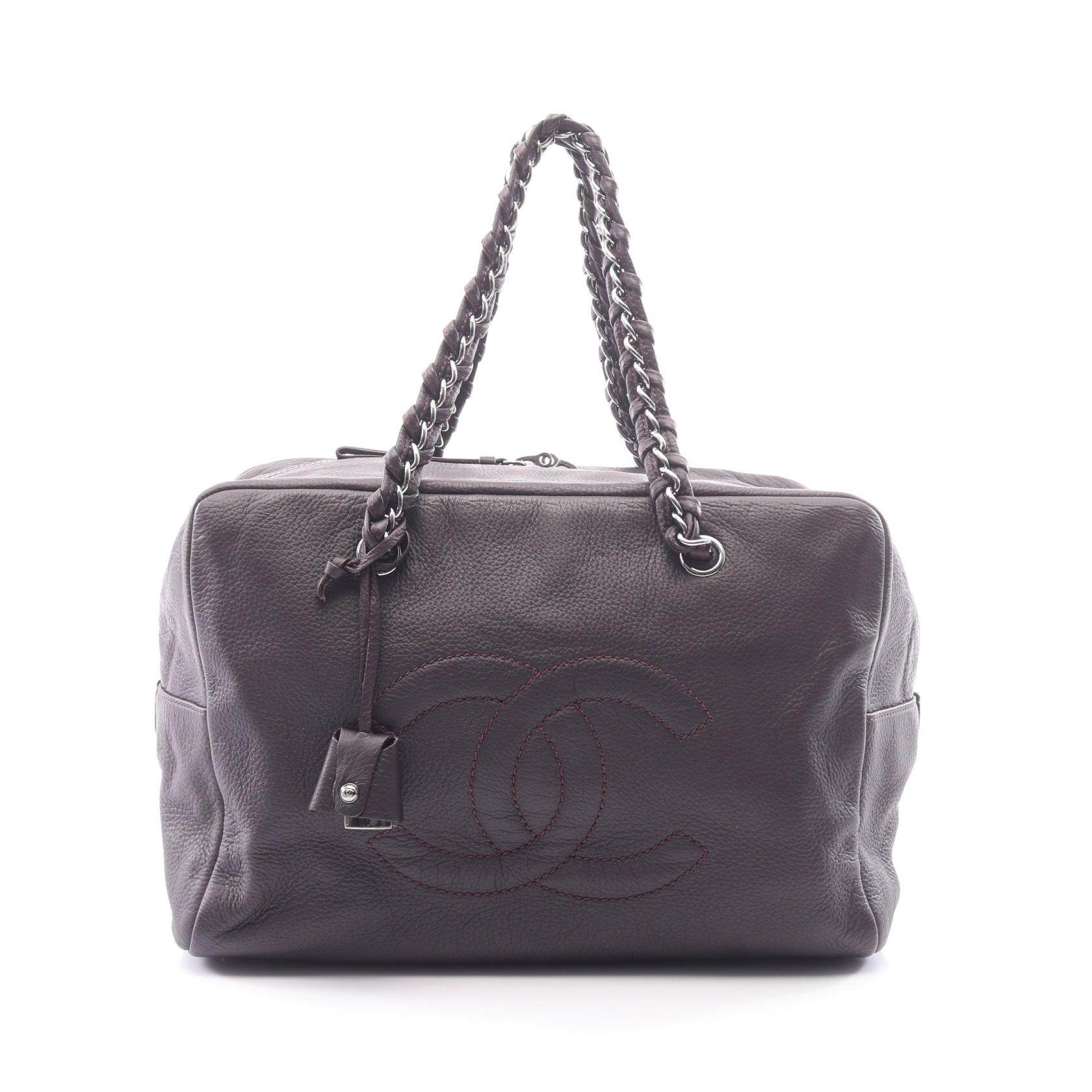 CHANEL Luxury Line Leather Handbag