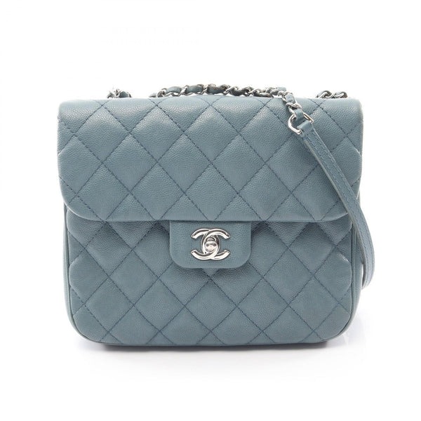 CHANEL Matelasse Grained Calf Shoulder Bag