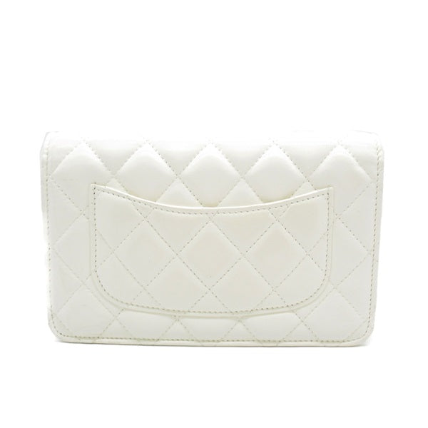 CC Heart Quilted Leather Wallet on Chain AP3285B10700