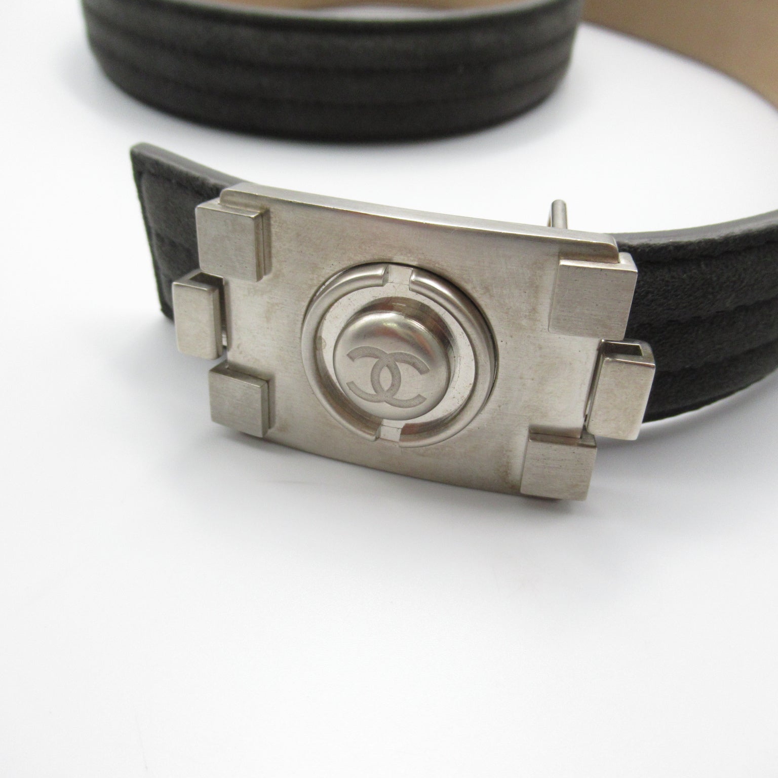 Chanel Suede CC Logo Belt Suede Belt in Very Good Condition