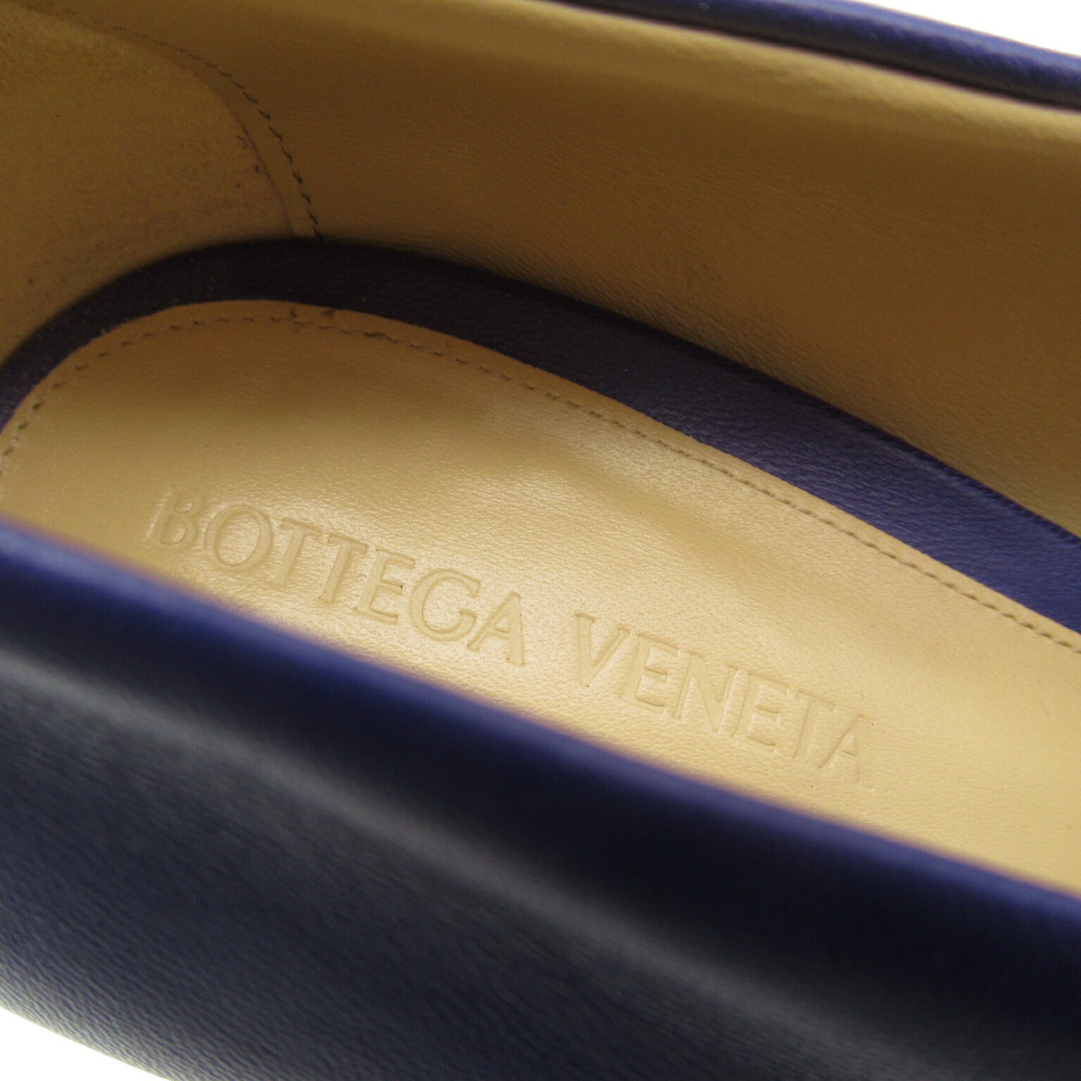 Bottega Veneta Leather Pumps Purple