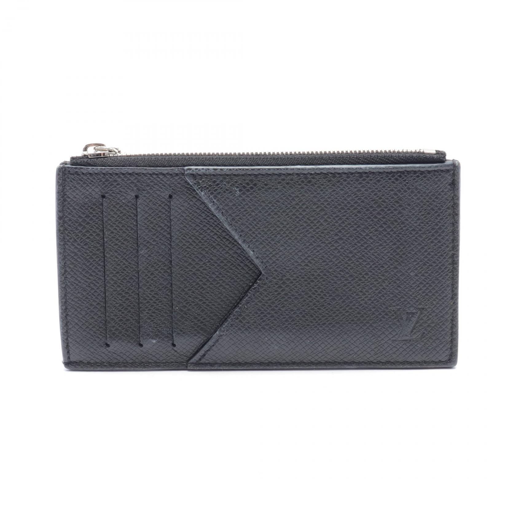 Louis Vuitton Taiga Leather Coin Card Holder M62914