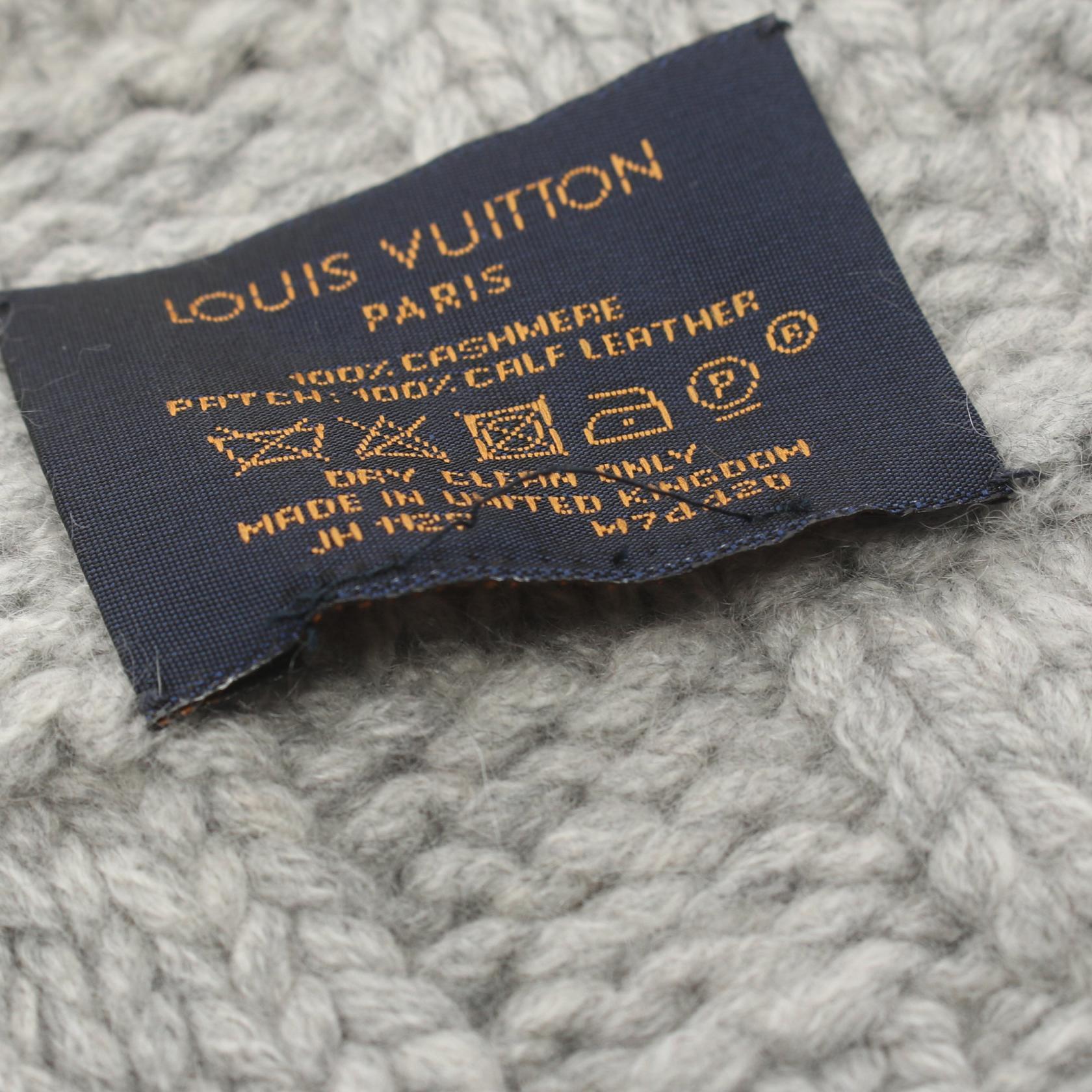 Louis Vuitton Cashmere Scarf Helsinki Gray M74420