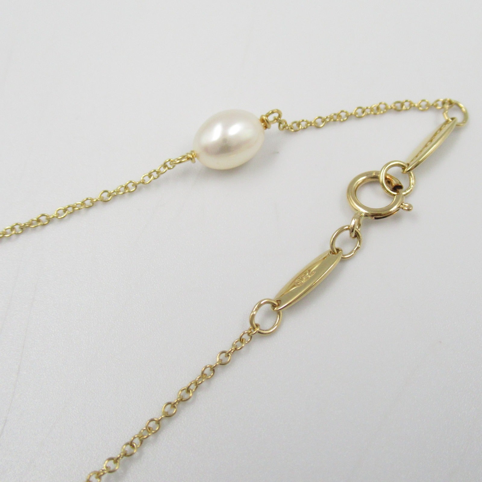 Tiffany & Co 18K Pearl Necklace Metal Necklace in Great Condition