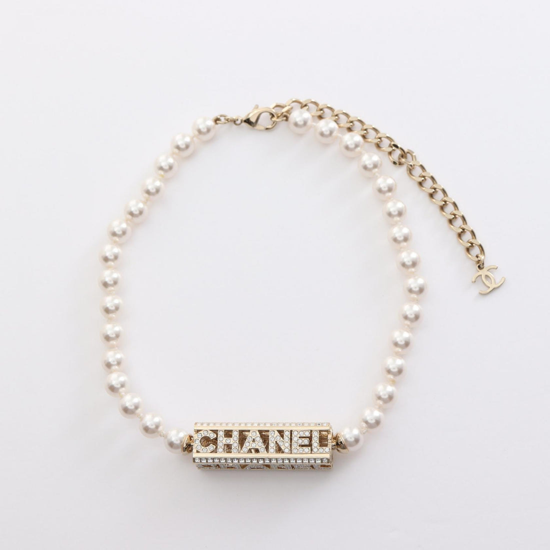 Chanel Logo Pearl Chain Choker Metal Necklace in Great Condition