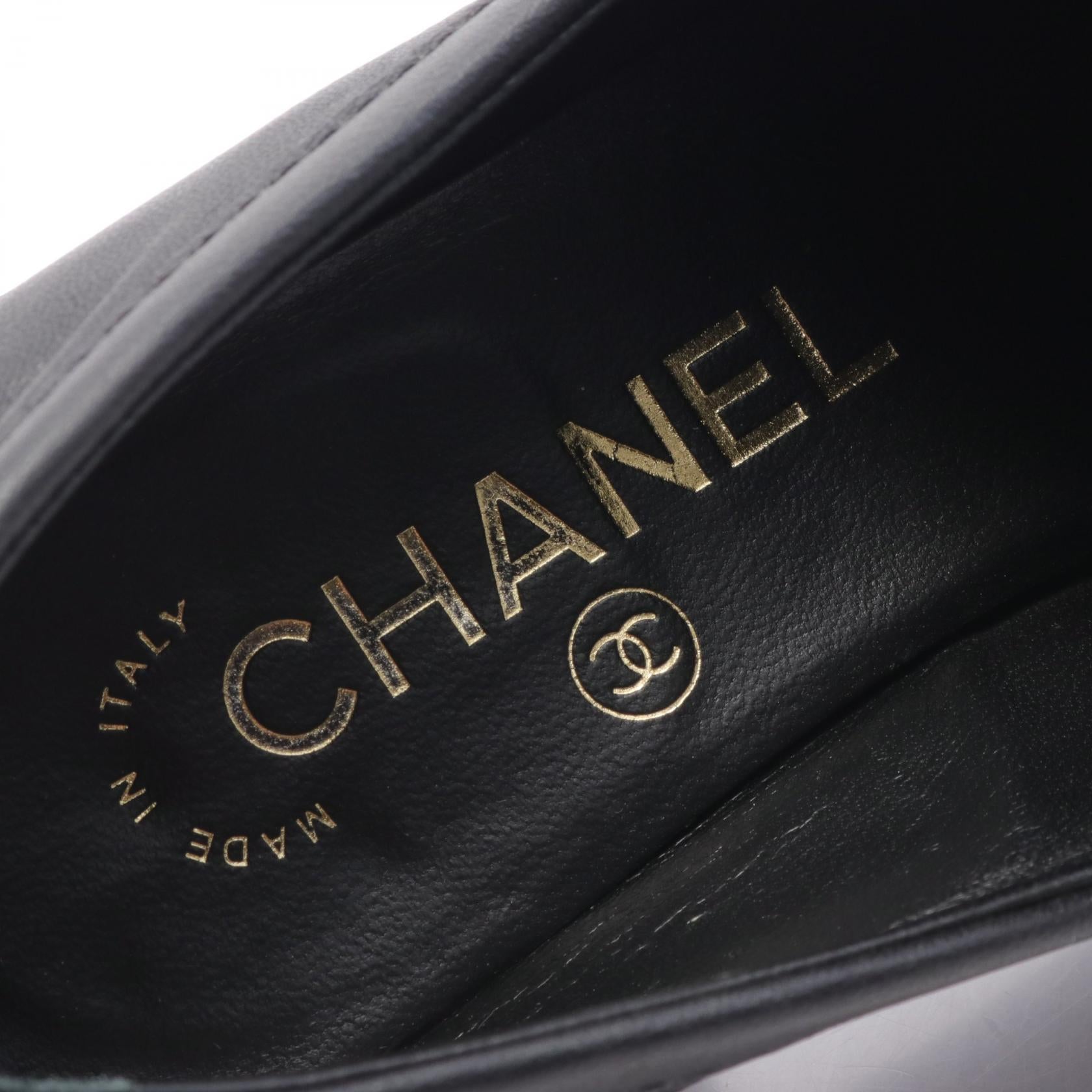 Chanel Matelasse Coco Mark Leather Loafers