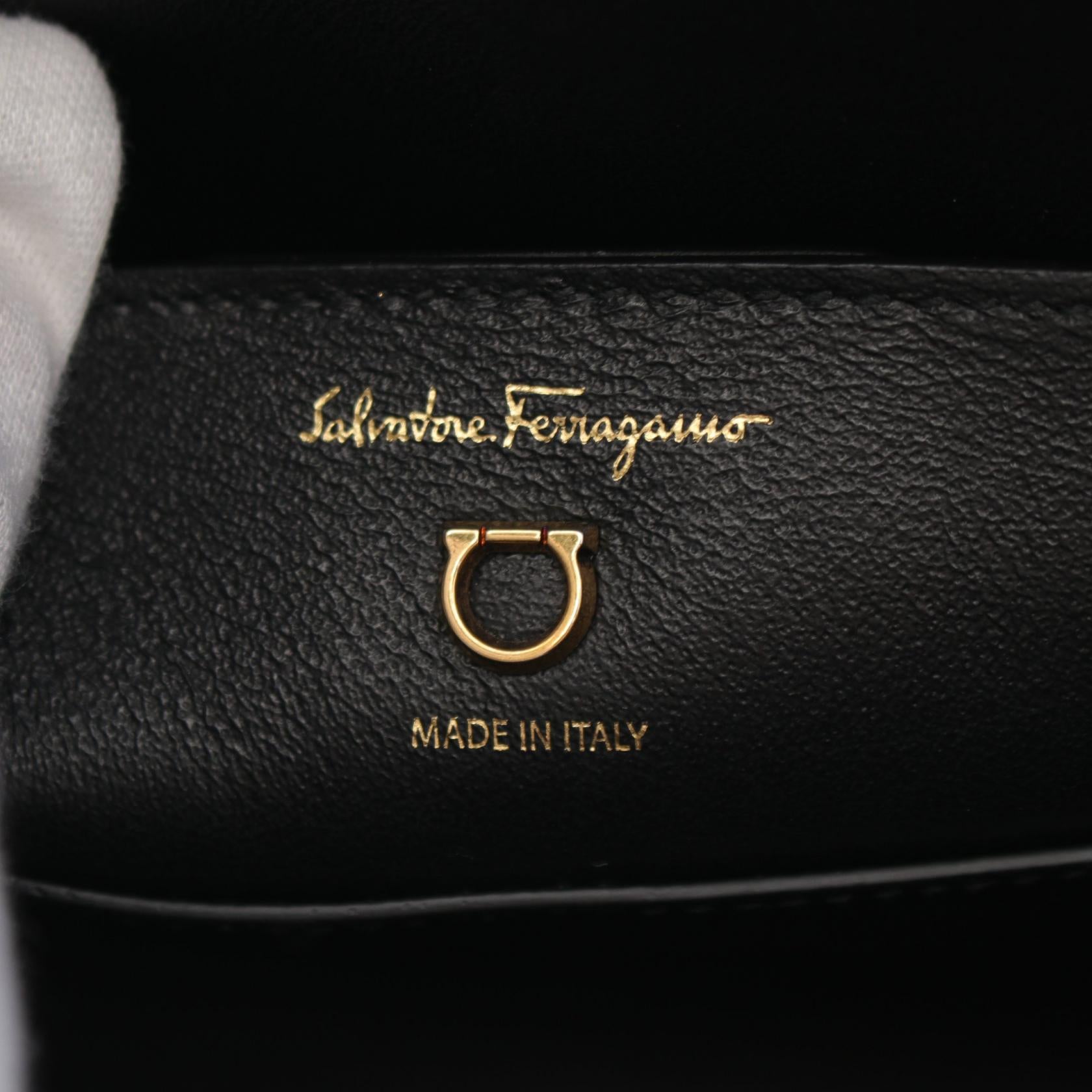 Salvatore Ferragamo Leather Gancini Shoulder Bag