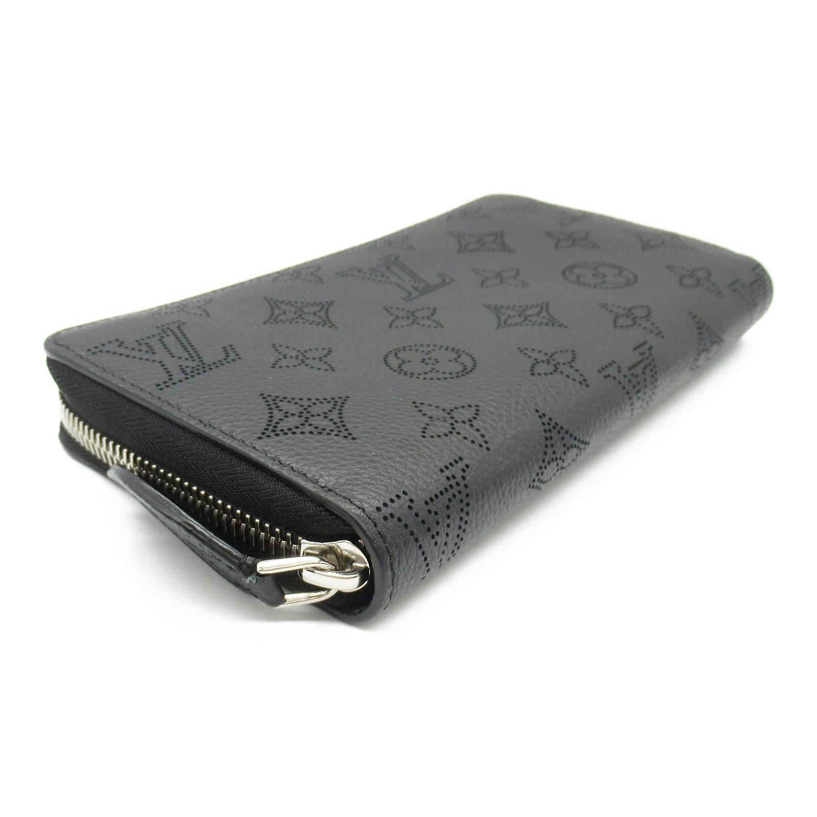 Louis Vuitton Mahina Leather Zippy Wallet M61867