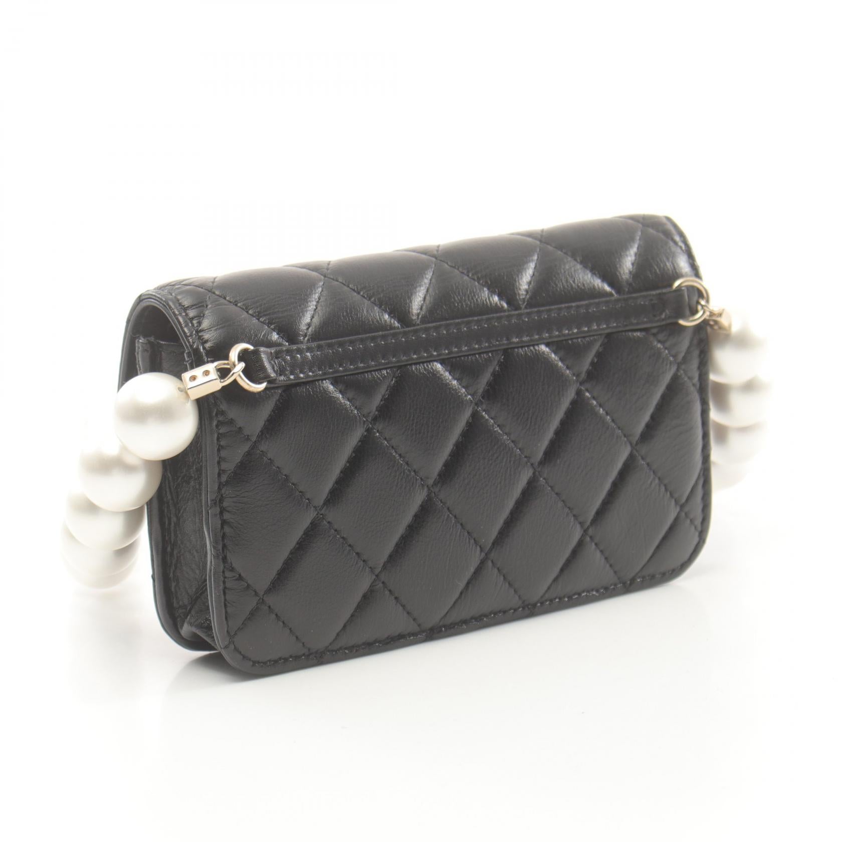 Chanel Matelasse Pearl Chain Leather Shoulder Bag