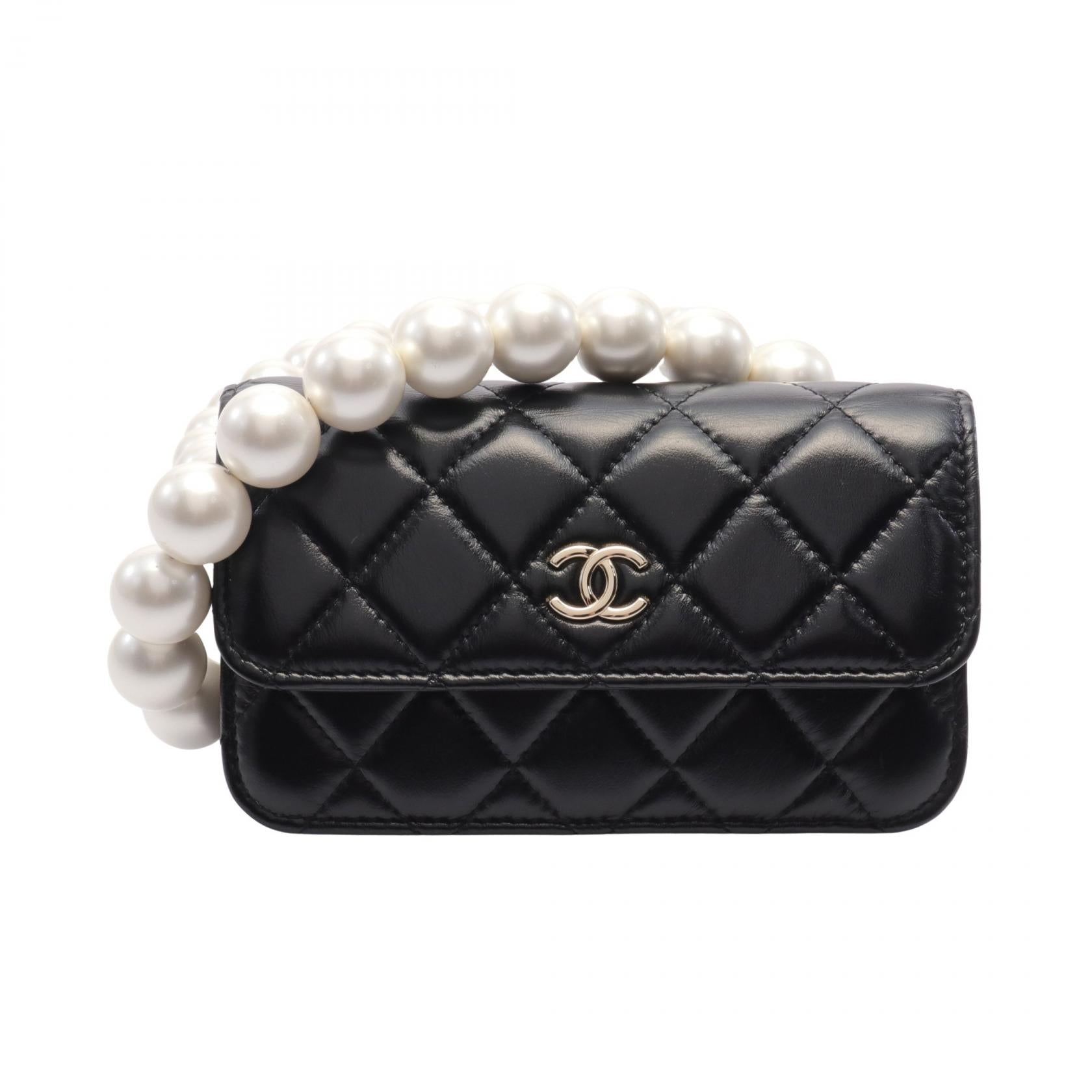 Chanel Matelasse Pearl Chain Leather Shoulder Bag