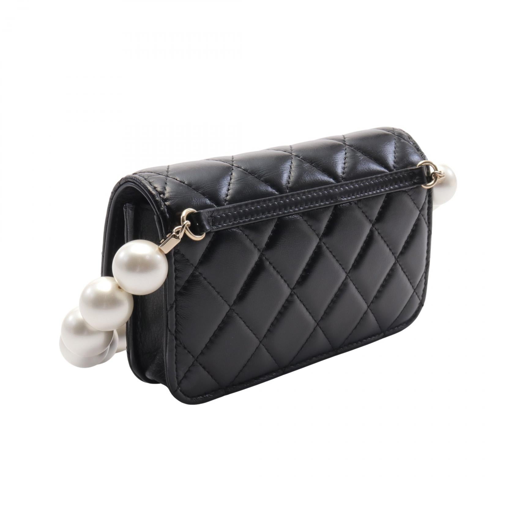 Chanel Matelasse Pearl Chain Leather Shoulder Bag