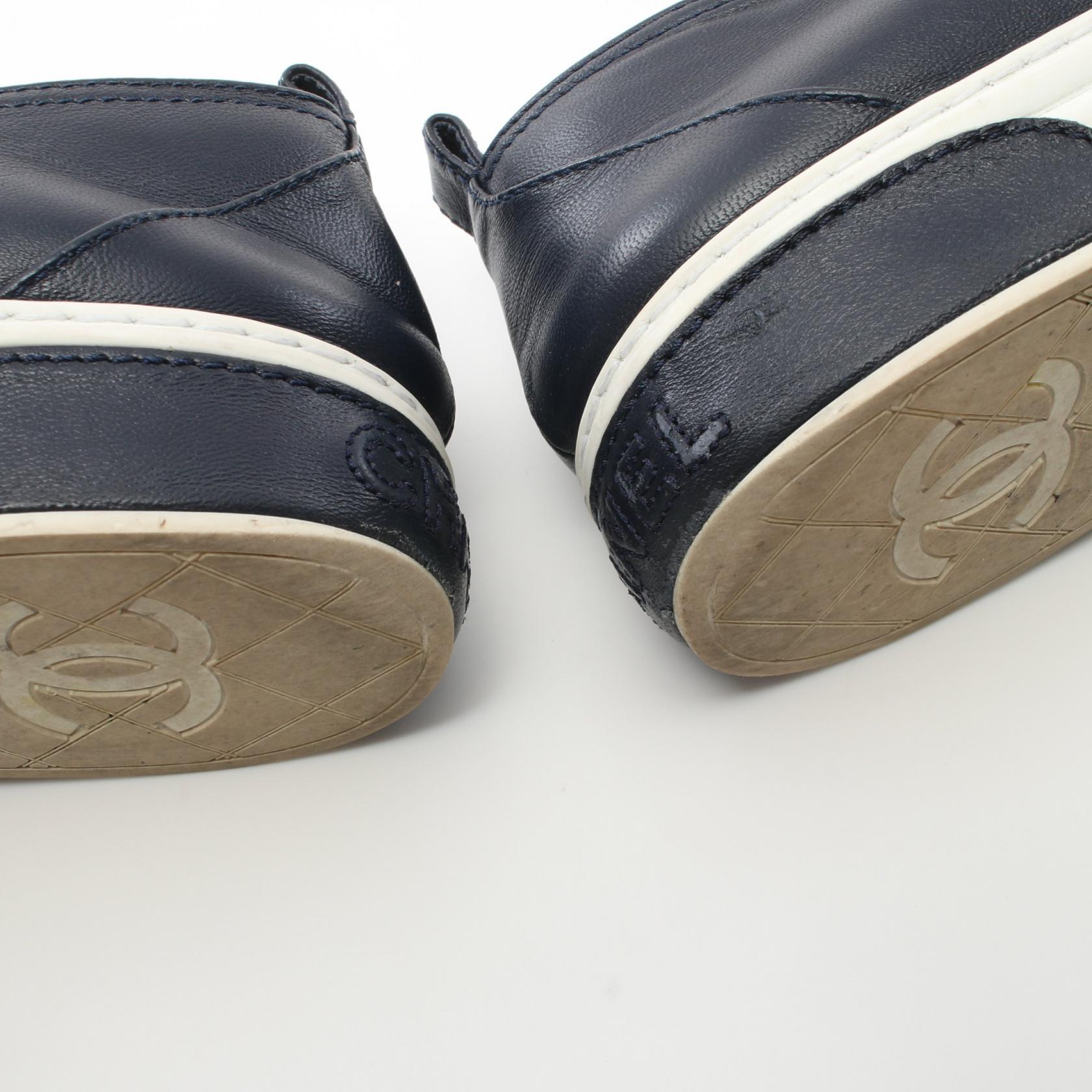 Chanel Leather Slip-On Shoes Navy/Black