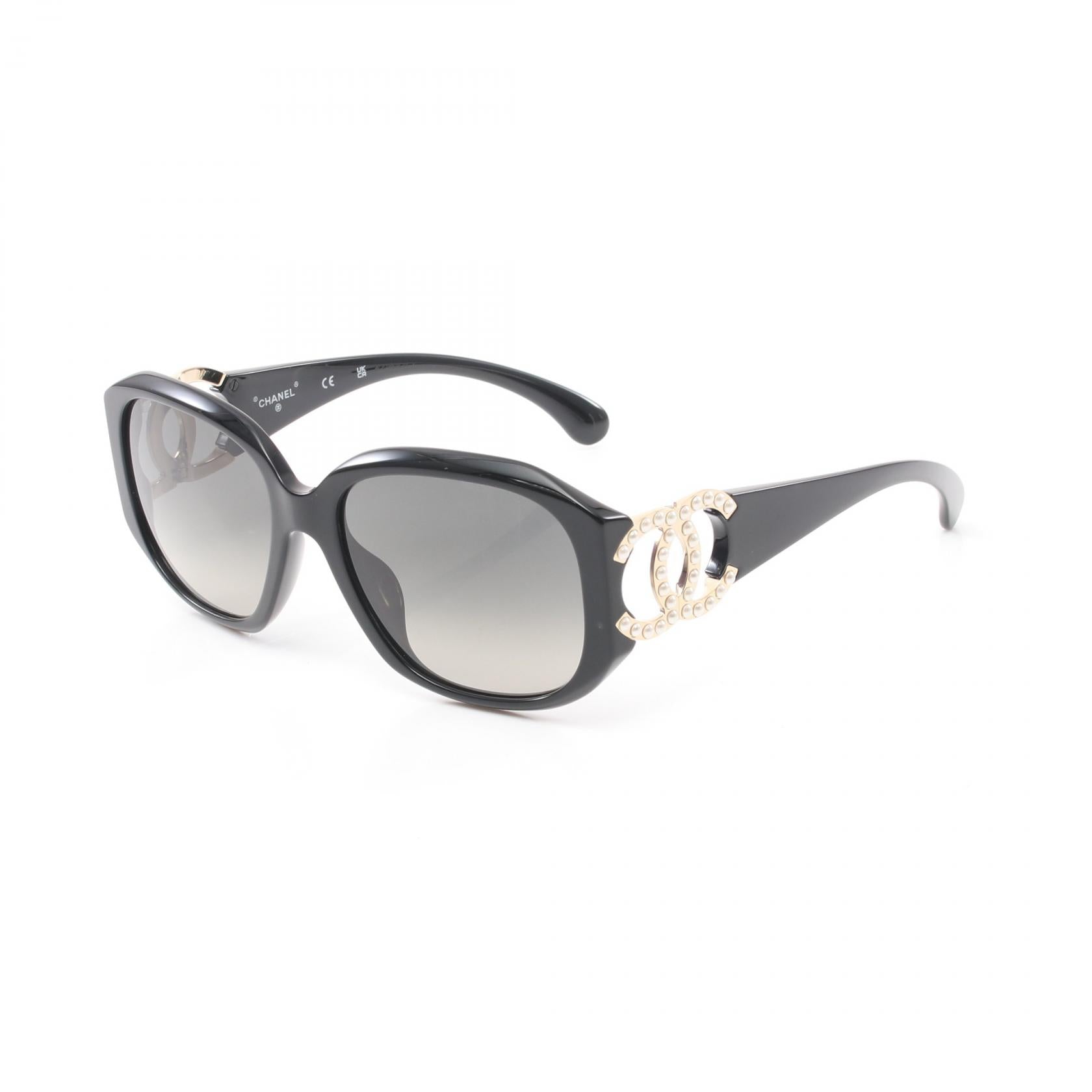 Chanel Coco Mark Sunglasses Black