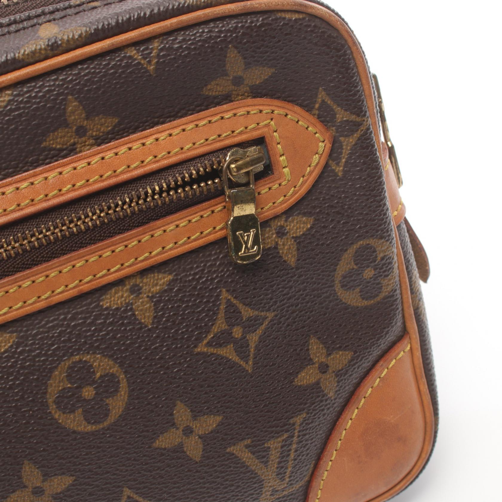 Louis Vuitton Monogram Clutch Bag M51825