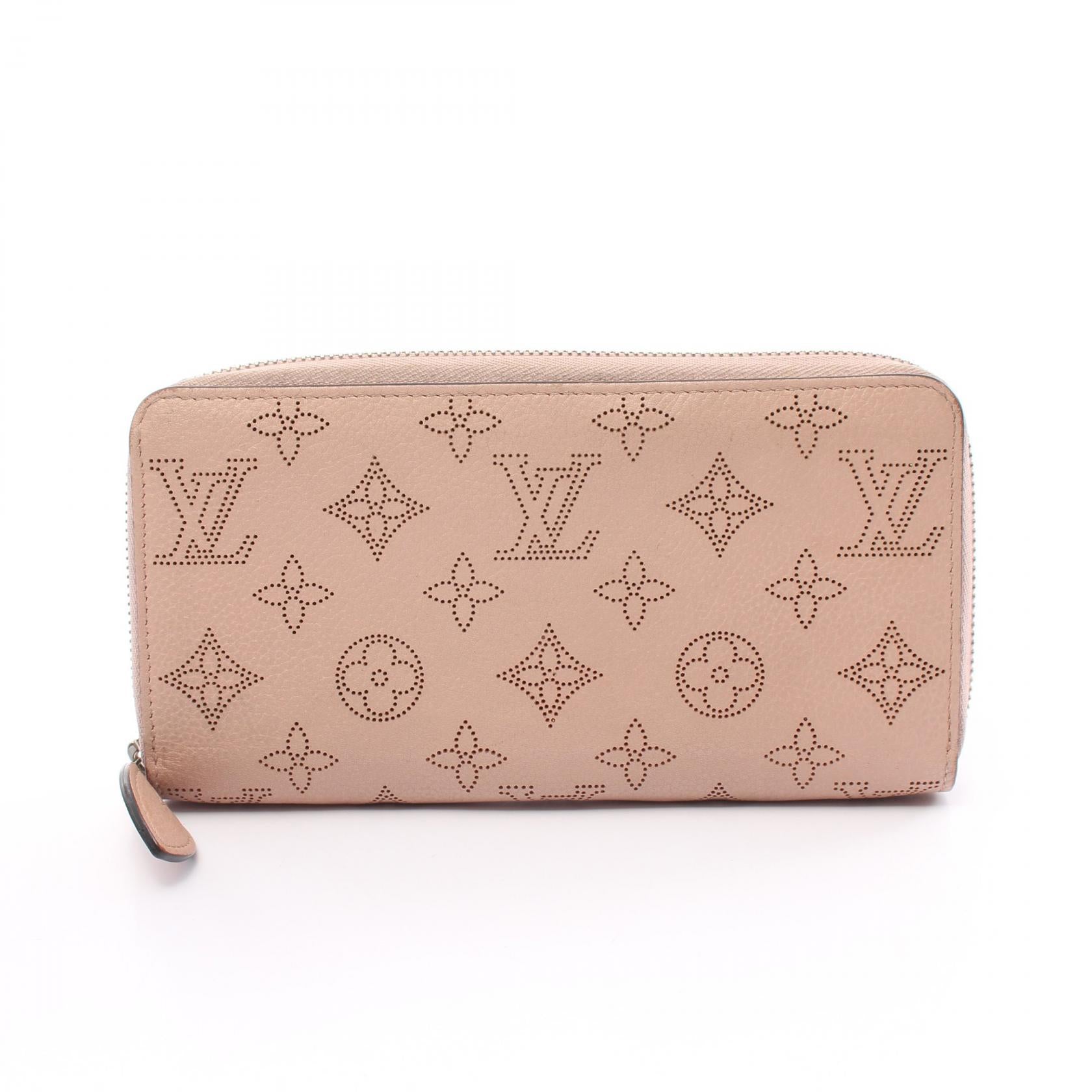 Louis Vuitton Mahina Leather Zippy Wallet M61868