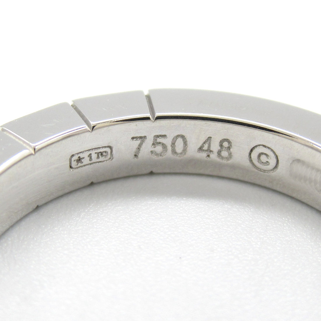 Cartier White Gold Ring B4045000