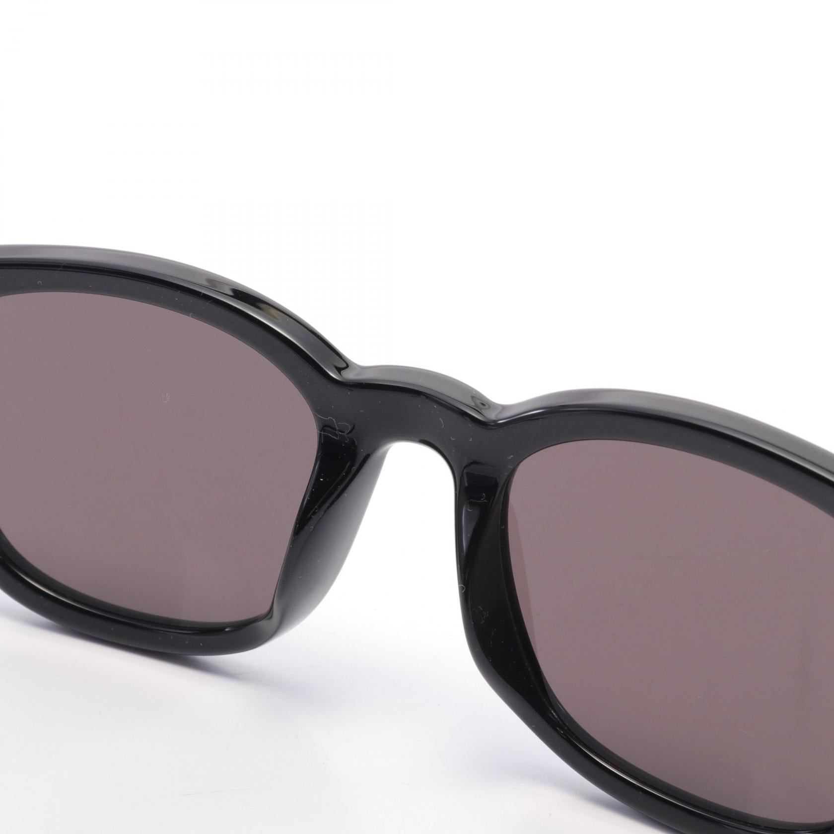 Yves Saint Laurent Plastic Sunglasses SL406001