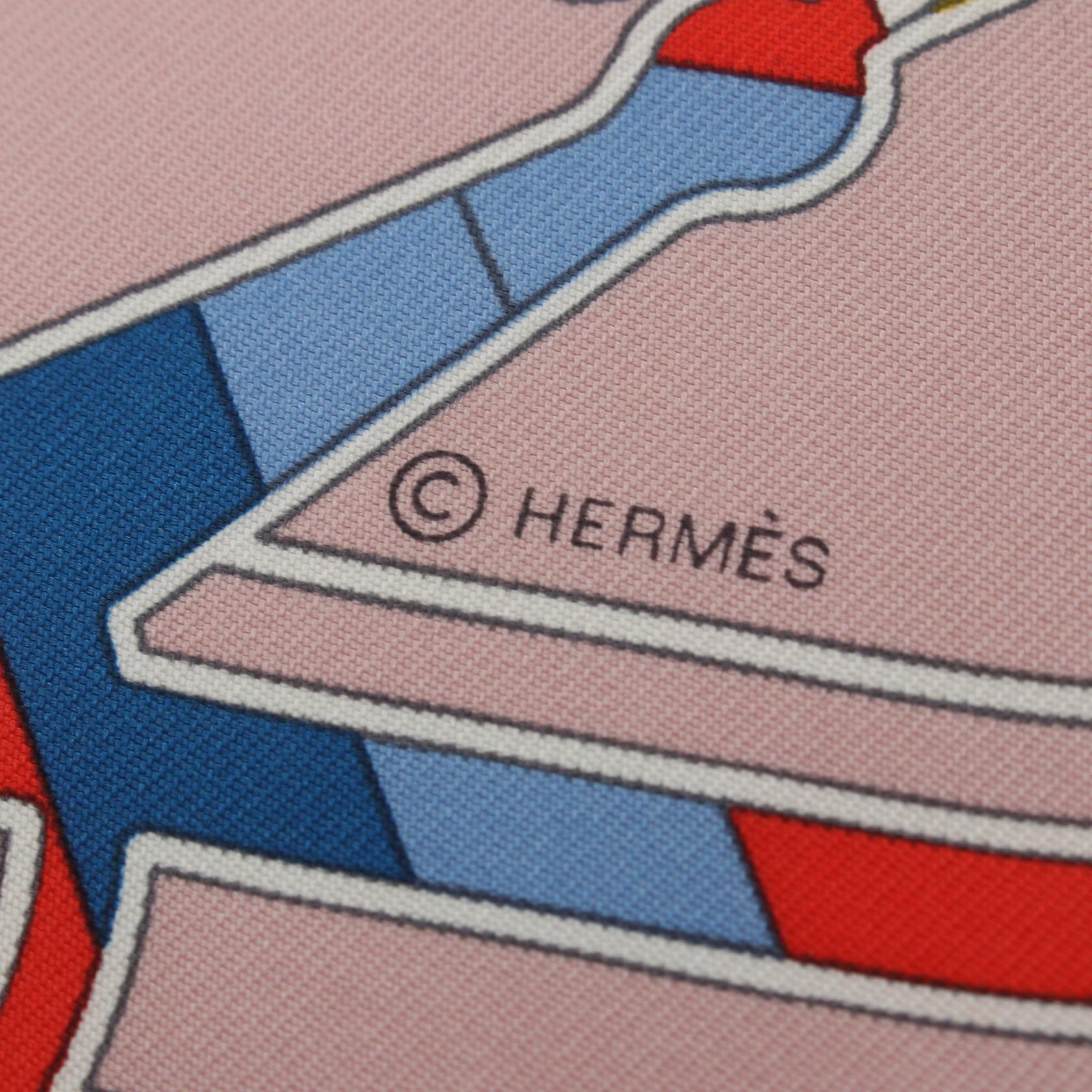 Hermes Carre 40 Tatersale en Zigzag Scarf Cotton Scarf in Excellent Condition