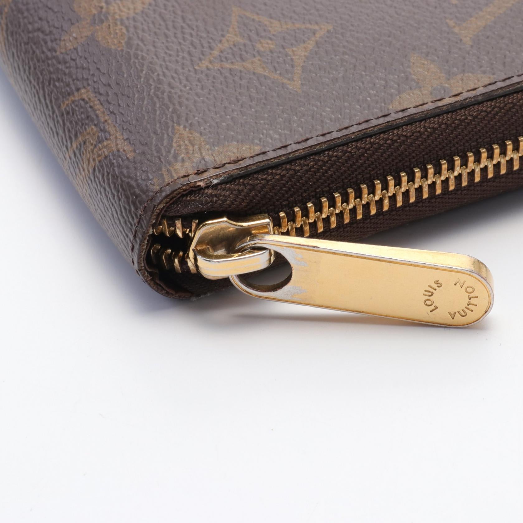 Louis Vuitton Zippy Organizer Wallet M62581