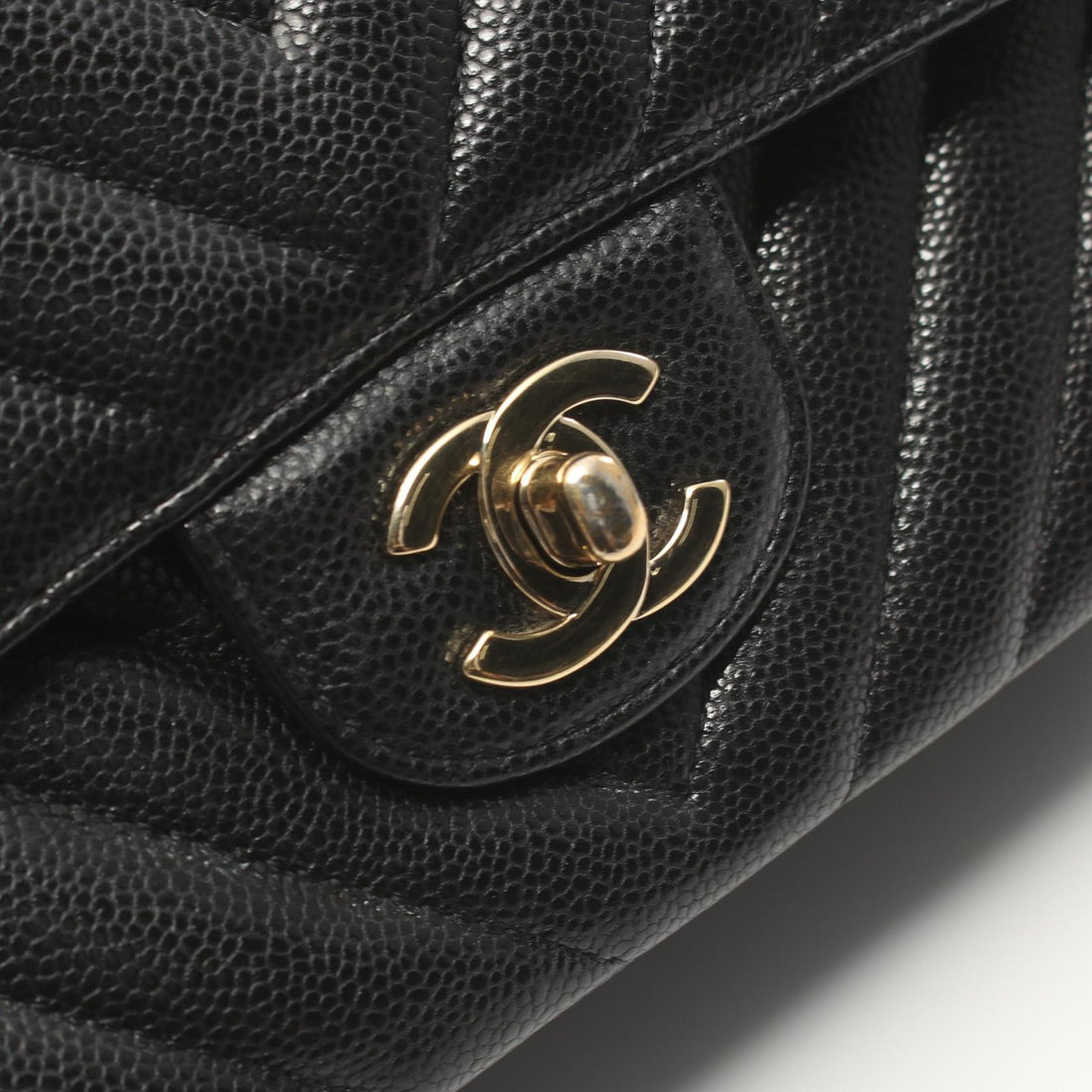 Chanel Caviar V-Stitch Shoulder Bag Black