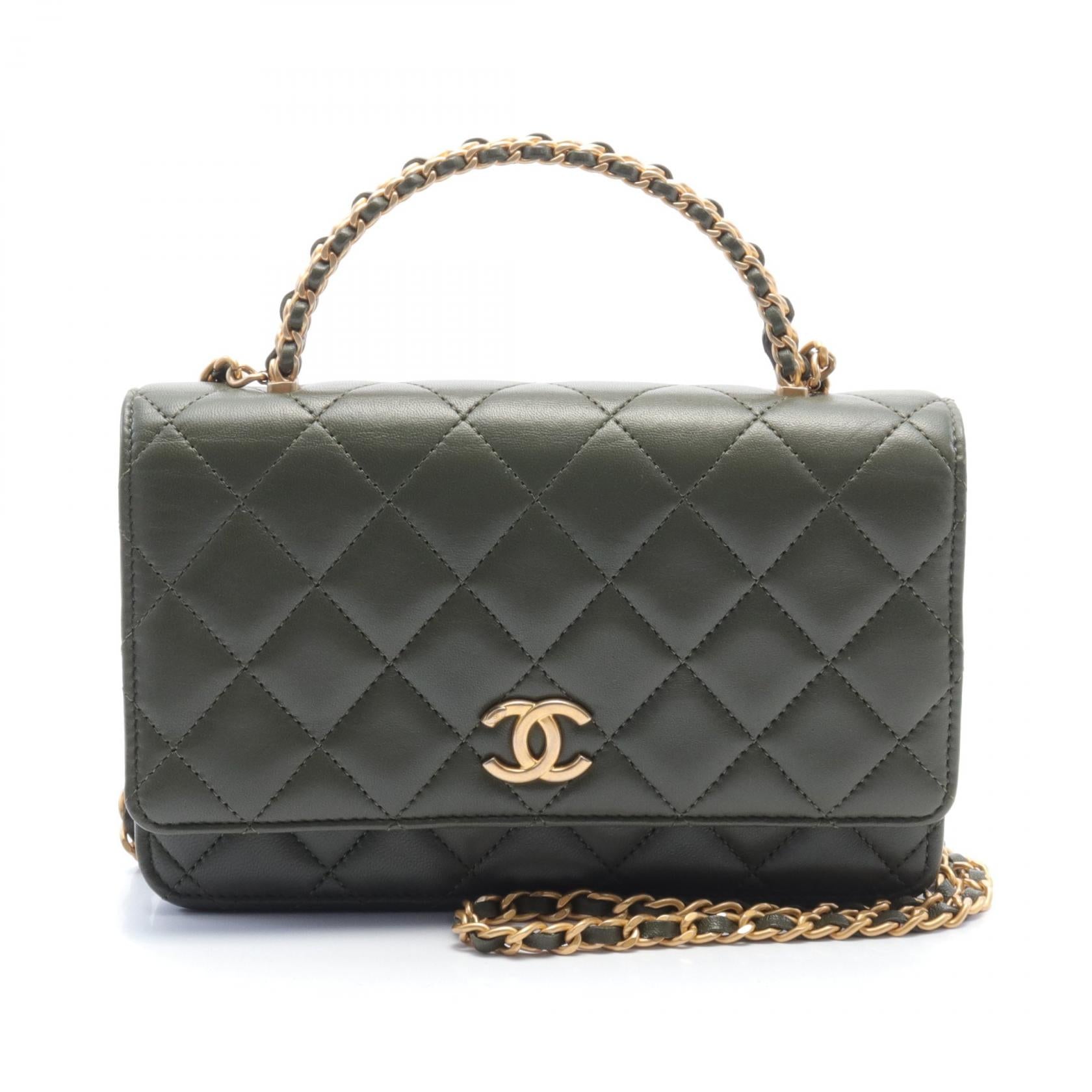 Chanel CC Quilted Leather Top Handle Wallet on Chain Leather Shoulder Bag in Very Good Condition