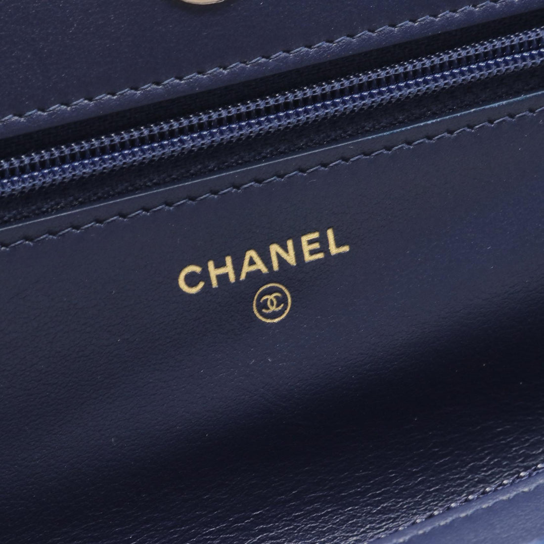 Chanel Leather Shoulder Bag Navy/White Multi