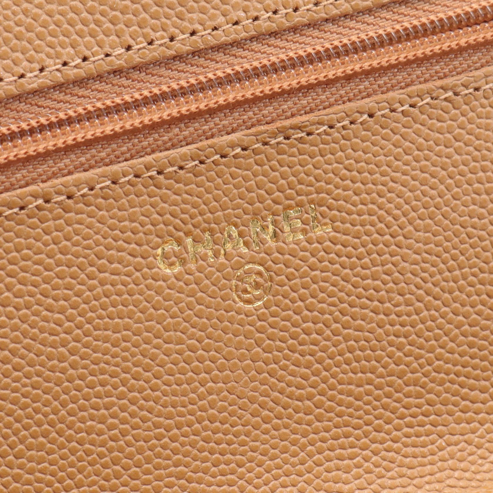 Chanel Quilted Caviar Wallet on Chain Leather Shoulder Bag in Great Condition